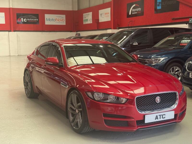 JAGUAR XE 2.0 d SE (2015)